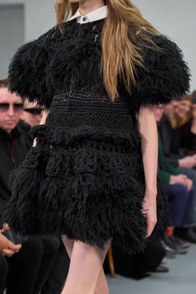 Look 94